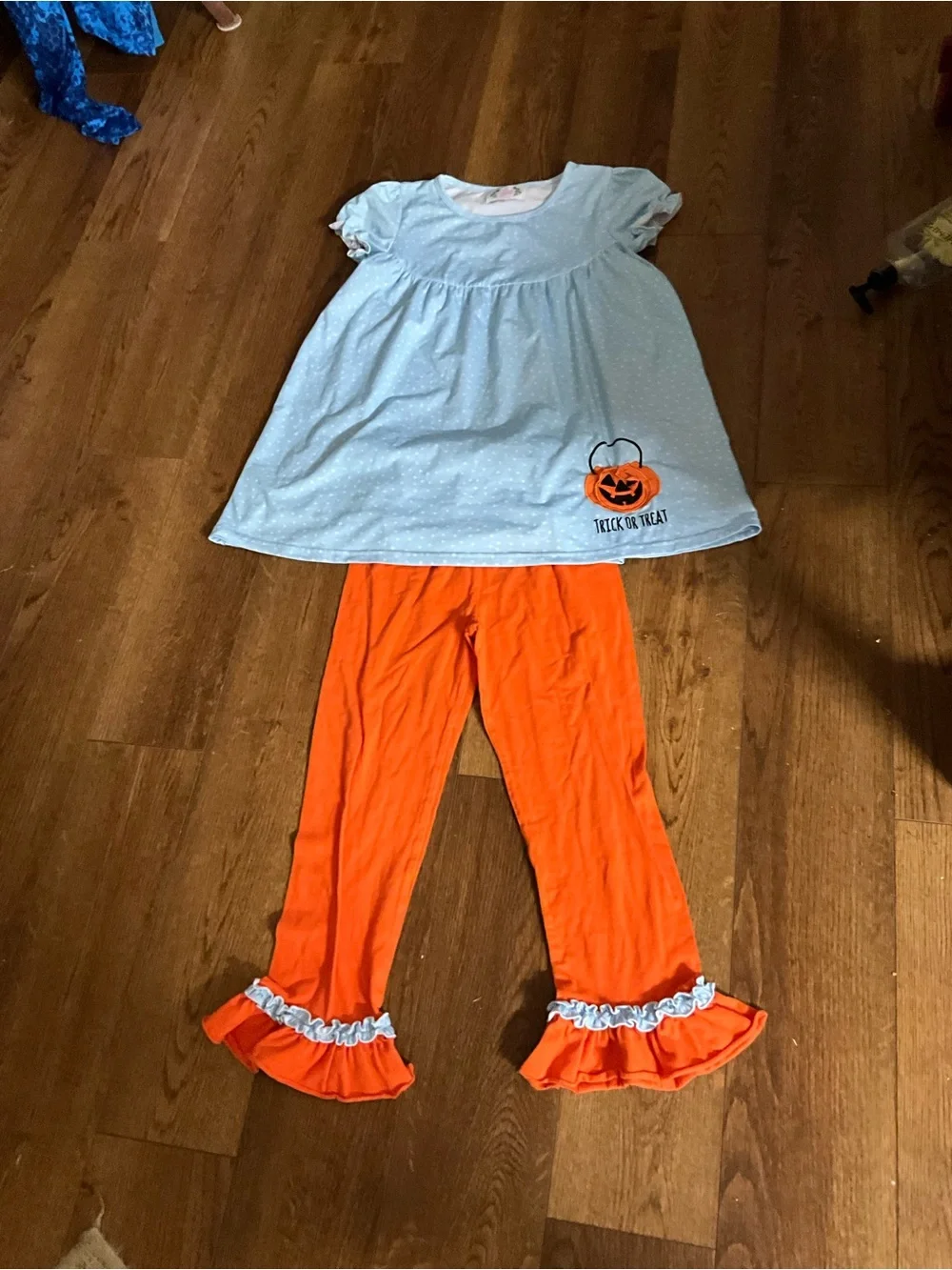 So Mi size 10/12 Halloween outfit